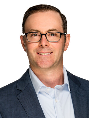 Chris Sullivan Chris Sullivan