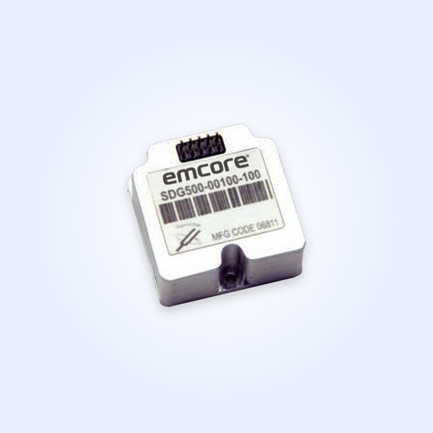 A square aluminum component with barcode and manufacturing code 06811 on a light blue background.