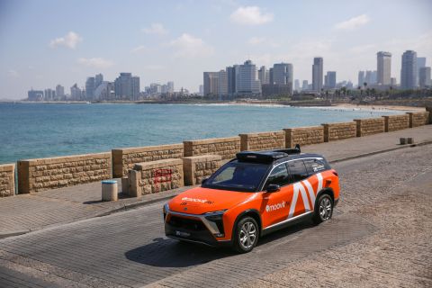 A photo shows the Mobileye autononomous vehicle(AV) operating under the MoovitAV mobility services brand. It was revealed at IAA Mobility 2021 as the production vehicle and robotaxi ride-hailing service Mobileye will bring to market beginning with Germany in 2022 through a collaboration with Munich, Germany-based SIXT Group. The service will be operated by SIXT and leverage the demand-generation of Intel subsidiary Moovit, carrying ride-hail passengers in Mobileye-owned AVs equipped with Mobileye Drive, Mobileye’s full self-driving system. (Credit: Mobileye, an Intel Company)