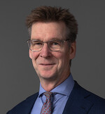 Peter L.S. Currie Headshot