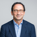 Jonathan D. Gray Headshot