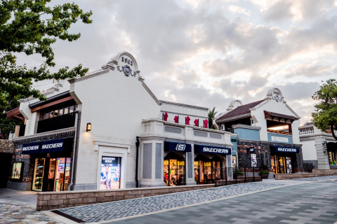 Skechers Opens Retail Store in Disneytown at the Shanghai Disney Resort