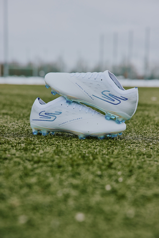 Footballer Oleksandr Zinchenko Signs With Skechers