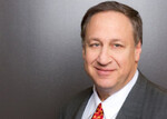 Adam M. Aron Headshot