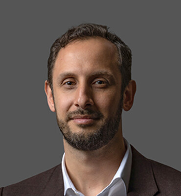Arun Kalra  Headshot