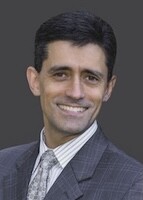 Douglas Dachille Headshot