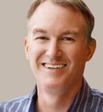 Shannon Poulin Headshot