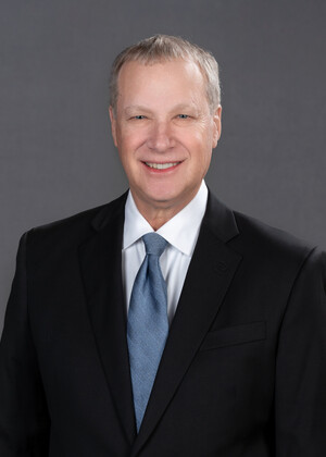 Bruce E. Cope Headshot